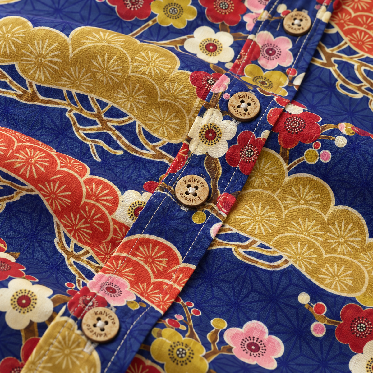 KALVERO Japanese Skyscape: placket with tan four-hole Kalvero-engraved buttons.